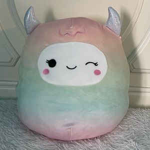 Yara 12” Squishmallow